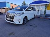 Toyota Alphard 2016 годаүшін15 999 999 тг. в Астана – фото 3