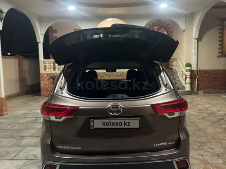 Toyota Highlander 2019 года за 20 500 000 тг. в Тараз – фото 26