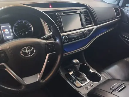 Toyota Highlander 2019 года за 20 500 000 тг. в Тараз – фото 2