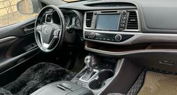 Toyota Highlander 2019 года за 20 500 000 тг. в Тараз – фото 5