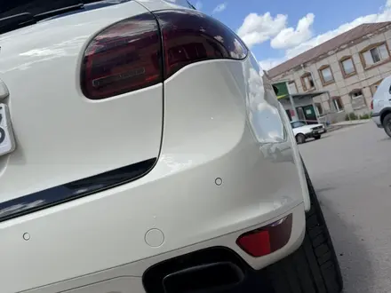 Porsche Cayenne 2011 года за 16 500 000 тг. в Астана – фото 18
