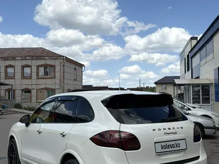 Porsche Cayenne 2011 года за 16 500 000 тг. в Астана – фото 24