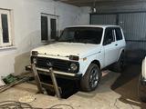 ВАЗ (Lada) Lada 2121 2003 годаүшін2 000 000 тг. в Атырау