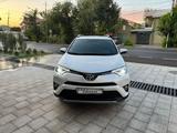 Toyota RAV4 2018 годаүшін12 800 000 тг. в Шымкент – фото 3