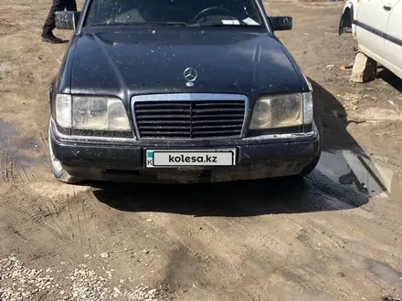 Mercedes-Benz E 200 1995 года за 1 500 000 тг. в Алматы – фото 2