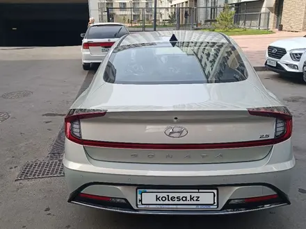 Hyundai Sonata 2023 года за 13 700 000 тг. в Алматы – фото 3