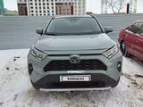 Toyota RAV4 2020 годаfor16 000 000 тг. в Астана