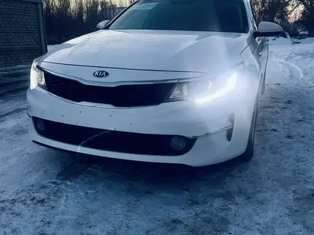 Kia K5 2017 года за 4 800 000 тг. в Караганда – фото 2