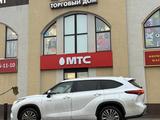Toyota Highlander 2024 года за 27 000 000 тг. в Актобе