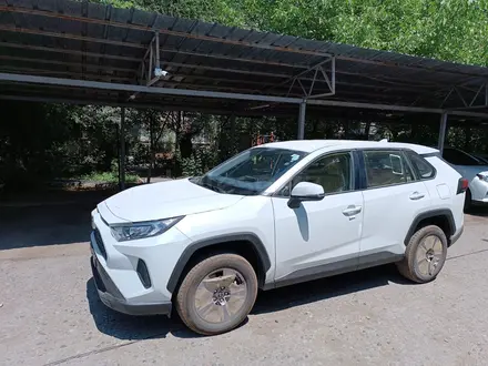 Toyota RAV4 2024 года за 20 000 000 тг. в Алматы – фото 3