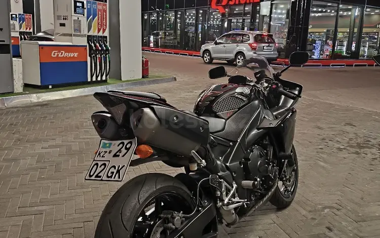Yamaha  YZF-R1 2010 года за 4 800 000 тг. в Алматы