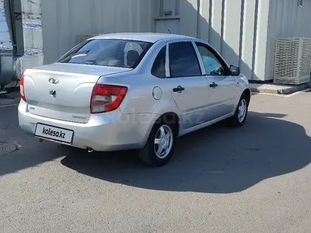 ВАЗ (Lada) Granta 2190 2014 года за 1 800 000 тг. в Астана – фото 3