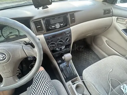 Toyota Corolla 2004 года за 3 100 000 тг. в Алматы – фото 14