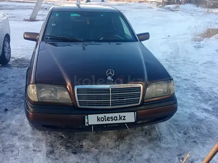 Mercedes-Benz C 180 1994 года за 1 600 000 тг. в Кокшетау