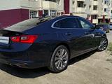 Chevrolet Malibu 2018 года за 7 200 000 тг. в Усть-Каменогорск – фото 3