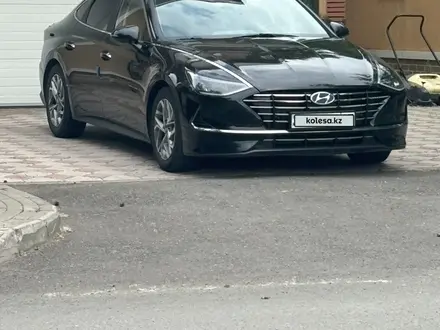 Hyundai Sonata 2019 года за 10 300 000 тг. в Астана