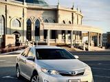 Toyota Camry 2014 года за 6 800 000 тг. в Атырау – фото 2