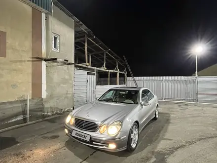 Mercedes-Benz E 240 2003 года за 5 500 000 тг. в Алматы – фото 4