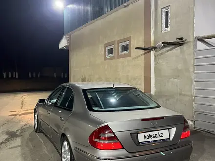 Mercedes-Benz E 240 2003 года за 5 500 000 тг. в Алматы – фото 6