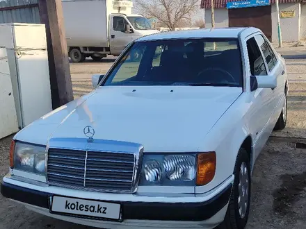 Mercedes-Benz E 200 1990 года за 930 000 тг. в Кызылорда