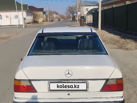 Mercedes-Benz E 200 1990 года за 930 000 тг. в Кызылорда – фото 7