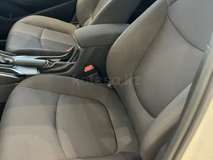Toyota Corolla 2025 года за 11 190 000 тг. в Астана – фото 10