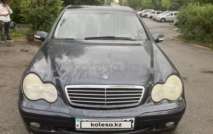 Mercedes-Benz C 180 2002 годаүшін3 600 000 тг. в Алматы