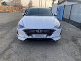 Hyundai Sonata 2020 годаfor12 000 000 тг. в Актобе – фото 2