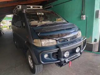 Mitsubishi Delica