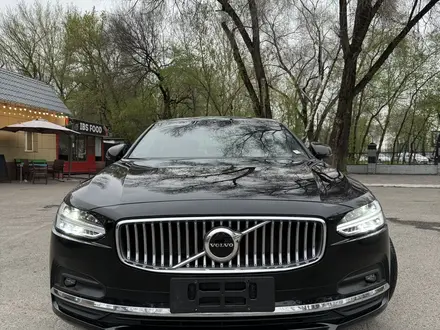 Volvo S90 2022 года за 13 000 000 тг. в Алматы