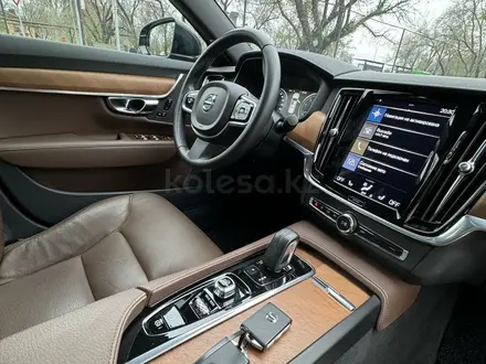 Volvo S90 2022 года за 13 000 000 тг. в Алматы – фото 22