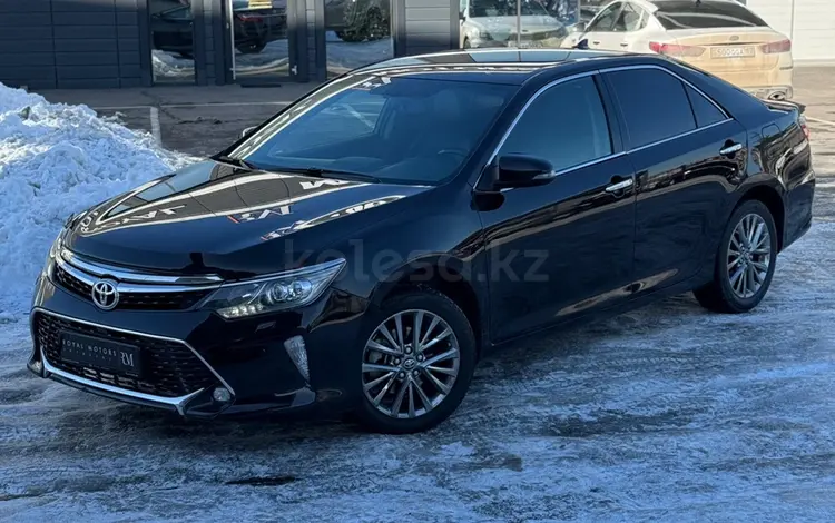 Toyota Camry 2017 года за 12 000 000 тг. в Шымкент