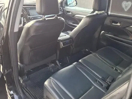 Toyota Highlander 2018 года за 13 300 000 тг. в Атырау – фото 10