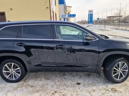 Toyota Highlander 2018 года за 13 300 000 тг. в Атырау – фото 6