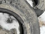 Зимние шины Yokohama за 16 000 тг. в Атырау – фото 2