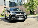 Toyota Land Cruiser 2017 годаүшін31 500 000 тг. в Алматы – фото 2