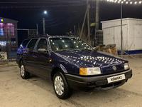 Volkswagen Passat 1993 годаүшін1 500 000 тг. в Тараз