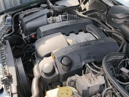 Mercedes-Benz E 320 2000 года за 3 600 000 тг. в Алматы – фото 4