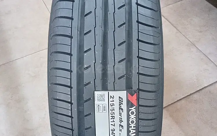 Шины 215/55R17 YOKOHAMA ES32 за 40 000 тг. в Алматы