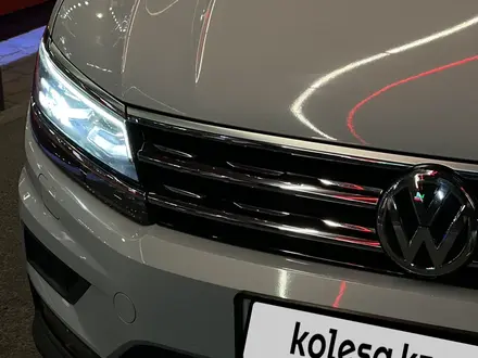 Volkswagen Tiguan 2019 года за 14 000 000 тг. в Алматы – фото 14