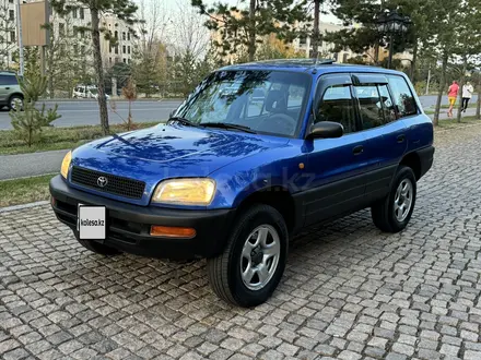 Toyota RAV4 1997 года за 4 200 000 тг. в Алматы