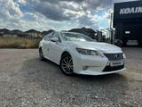 Lexus ES 300h 2013 года за 11 000 000 тг. в Алматы