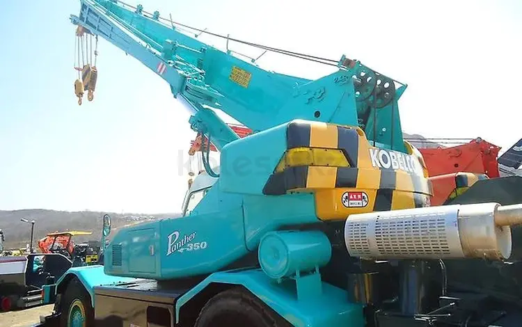 Kobelco  RK350 2011 года за 10 000 тг. в Алматы