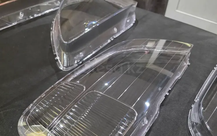 Стекло фары crv rd дорест за 28 000 тг. в Кокшетау