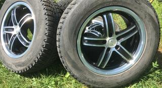 Зимние шины с дисками Maxxis 215/65/r16 комплект за 140 000 тг. в Алматы