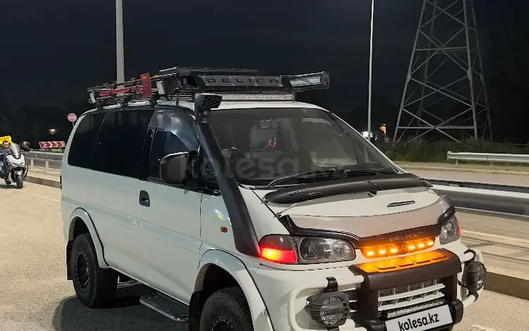 Mitsubishi Delica 1995 года за 5 000 000 тг. в Алматы