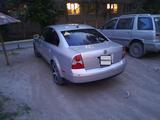 Volkswagen Passat 2001 годаfor3 100 000 тг. в Актобе – фото 2