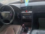 Mercedes-Benz C 200 1996 года за 1 300 000 тг. в Актобе – фото 2