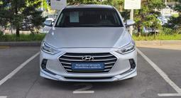 Hyundai Elantra 2018 года за 7 590 000 тг. в Павлодар – фото 2