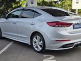 Hyundai Elantra 2018 года за 7 590 000 тг. в Павлодар – фото 4